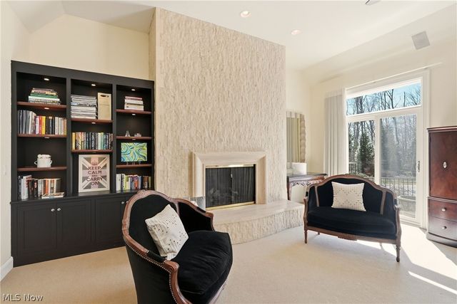 60 South Lane, Moreland Hills, OH 44022