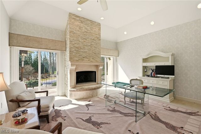 60 South Lane, Moreland Hills, OH 44022