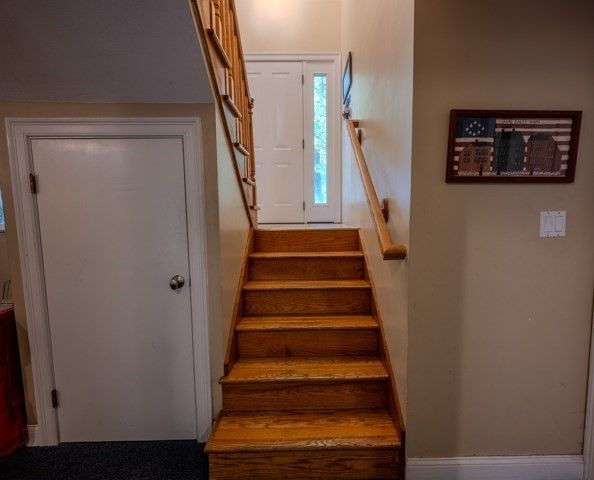 5 Pomeroy Rd, Andover, MA 01810