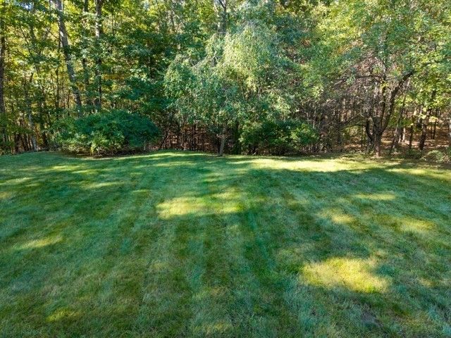 5 Pomeroy Rd, Andover, MA 01810