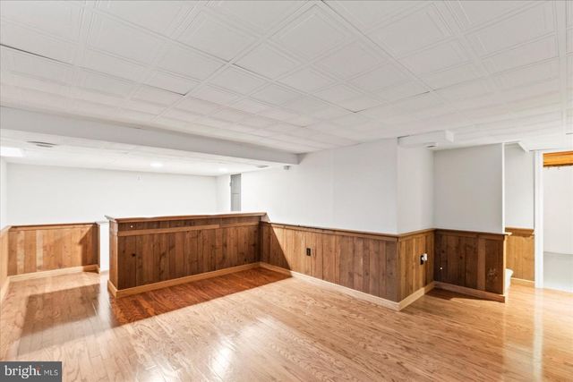 2421 CARLLYN DR, York, PA 17403