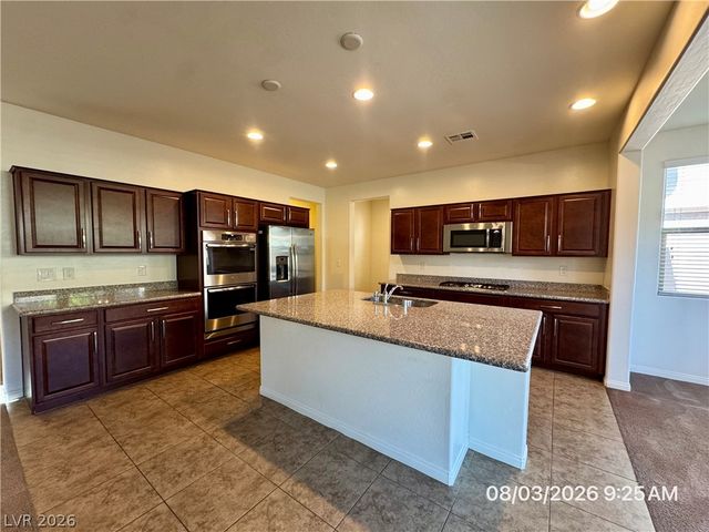 108 Nola Stream Court, Las Vegas, NV 89183