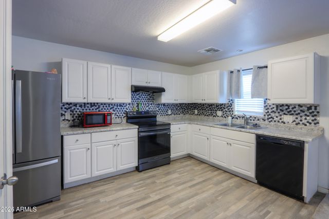 151 E PATTON Avenue, Coolidge, AZ 85128