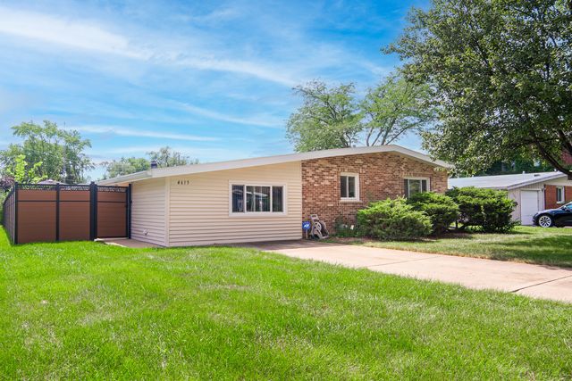 4615 Larch Avenue, Glenview, IL 60025