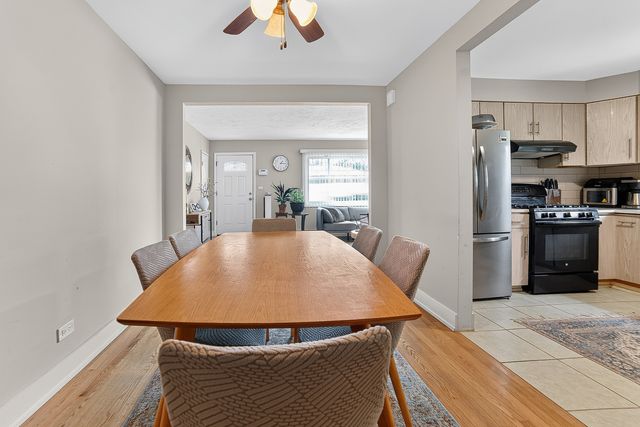 4615 Larch Avenue, Glenview, IL 60025