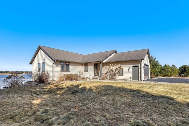 W5588 S Stone Gate Drive, New Lisbon, WI 53950