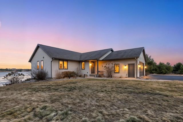 W5588 S Stone Gate Drive, New Lisbon, WI 53950