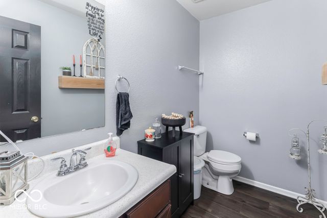 8344 Gates Corner Drive, Indianapolis, IN 46113