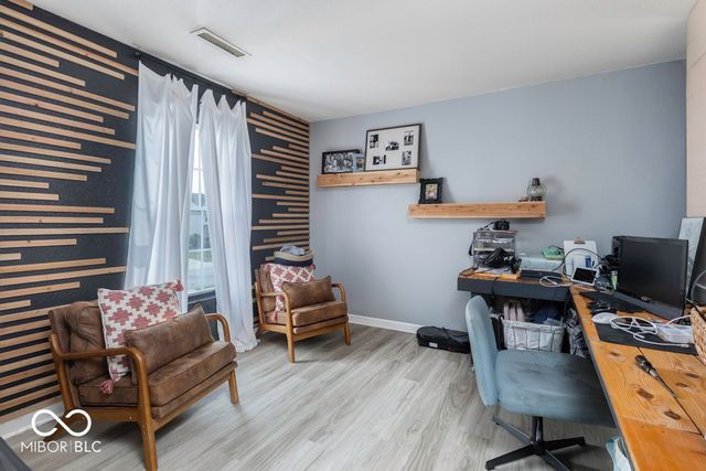 8344 Gates Corner Drive, Indianapolis, IN 46113