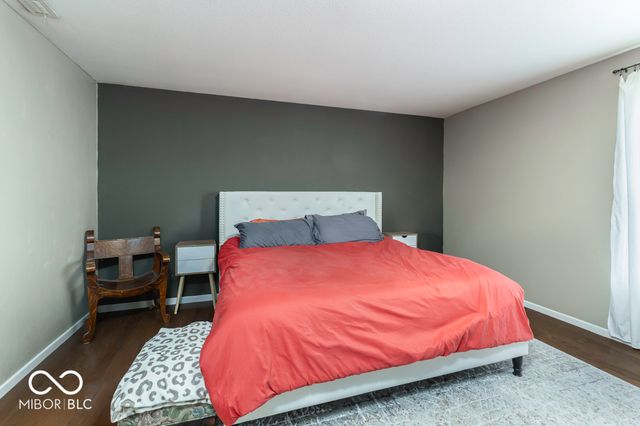 8344 Gates Corner Drive, Indianapolis, IN 46113