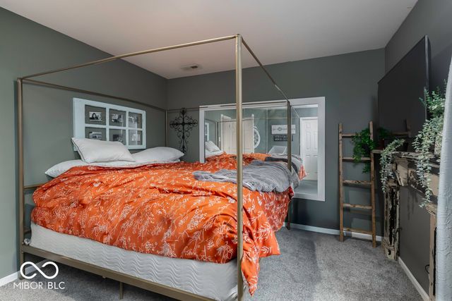 8344 Gates Corner Drive, Indianapolis, IN 46113