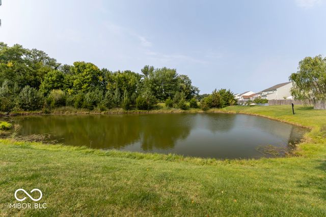 8344 Gates Corner Drive, Indianapolis, IN 46113