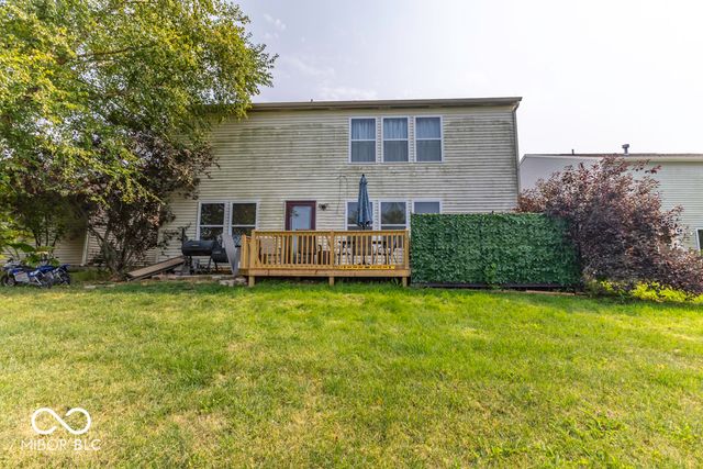 8344 Gates Corner Drive, Indianapolis, IN 46113