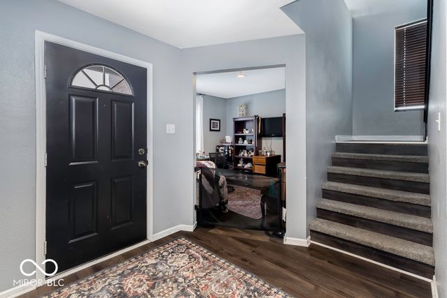 8344 Gates Corner Drive, Indianapolis, IN 46113