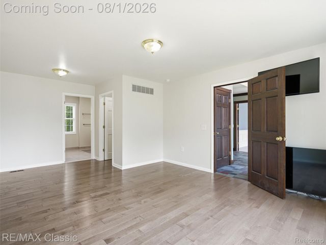 49770 7 Mile Road, Northville Township, MI 48167