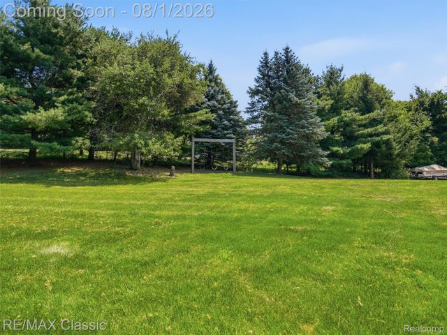 49770 7 Mile Road, Northville Township, MI 48167