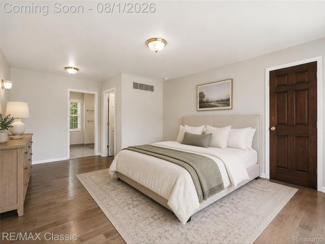 49770 7 Mile Road, Northville Township, MI 48167