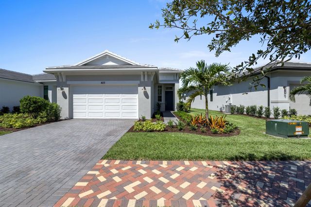423 SE VIA SANGRO, Port St Lucie, FL 34952