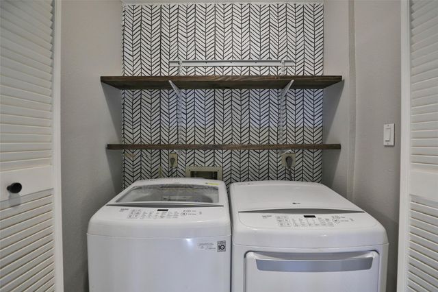5005 Georgi Lane 107, Houston, TX 77092