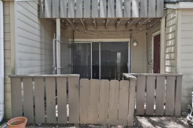 5005 Georgi Lane 107, Houston, TX 77092