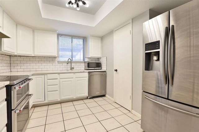 5005 Georgi Lane 107, Houston, TX 77092