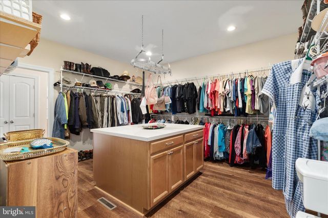 199 LAUREL GROVE RD, Winchester, VA 22602