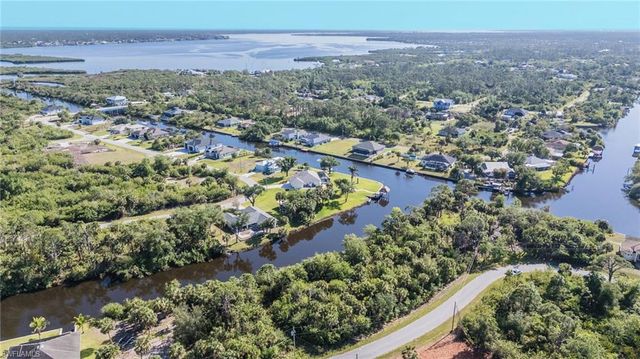 12306 Defender DR, Port Charlotte, FL 33953