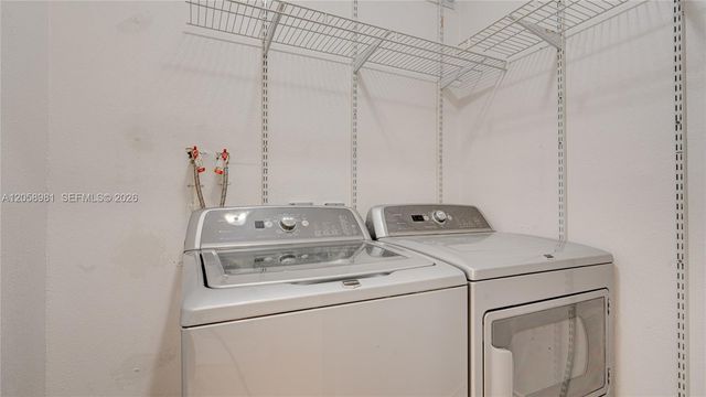 2953 SW 23rd St 55, Miami, FL 33145