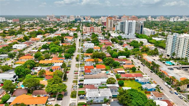 2953 SW 23rd St 55, Miami, FL 33145