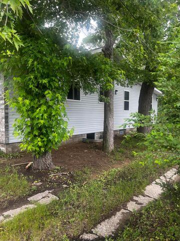 321 W 41st Avenue, Gary, IN 46408