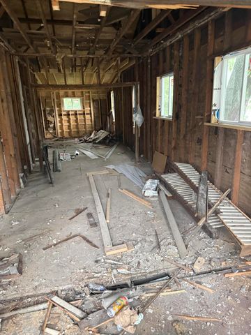 321 W 41st Avenue, Gary, IN 46408