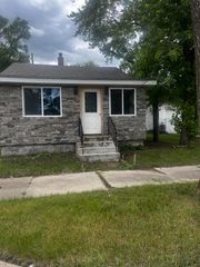 321 W 41st Avenue, Gary, IN 46408