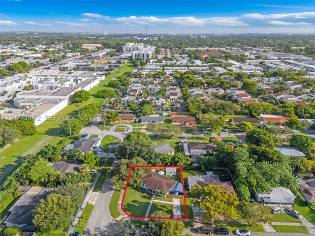 6891 SW 48th Ter, Miami, FL 33155
