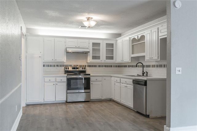 12304 Green Valley Drive, Oklahoma City, OK 73120