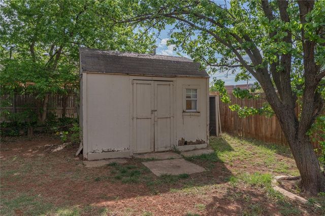12304 Green Valley Drive, Oklahoma City, OK 73120