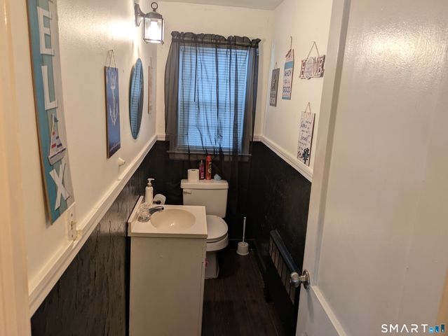 739 Center Street, Manchester, CT 06040