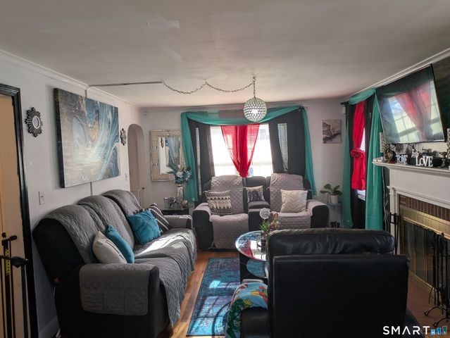 739 Center Street, Manchester, CT 06040