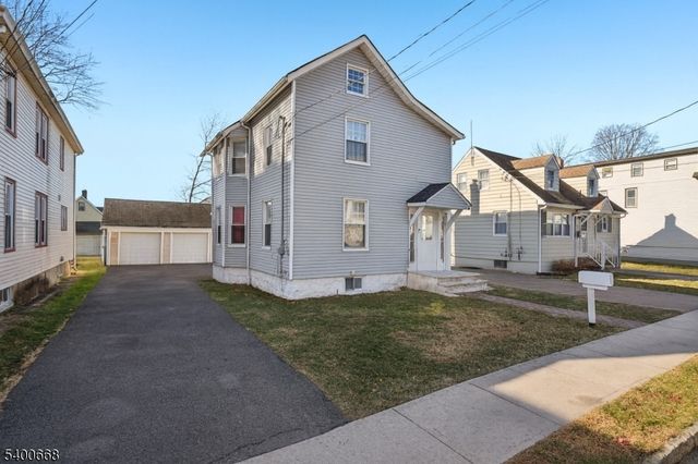 60 Searing St, Dover Town, NJ 07801