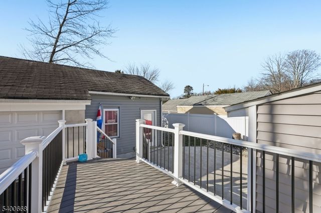 60 Searing St, Dover Town, NJ 07801