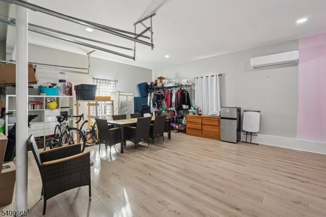 60 Searing St, Dover Town, NJ 07801