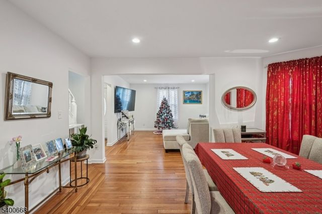 60 Searing St, Dover Town, NJ 07801