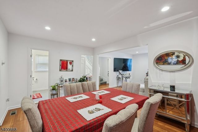 60 Searing St, Dover Town, NJ 07801