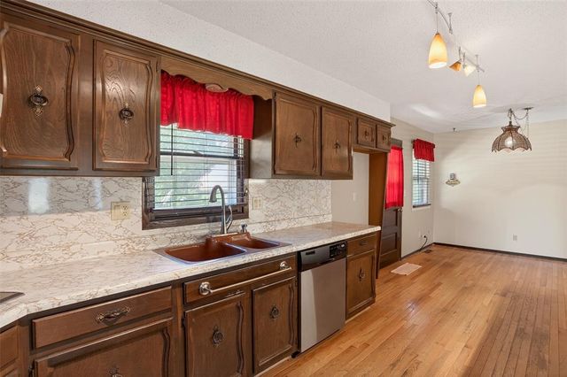 15153 SE 15th Street, Choctaw, OK 73020