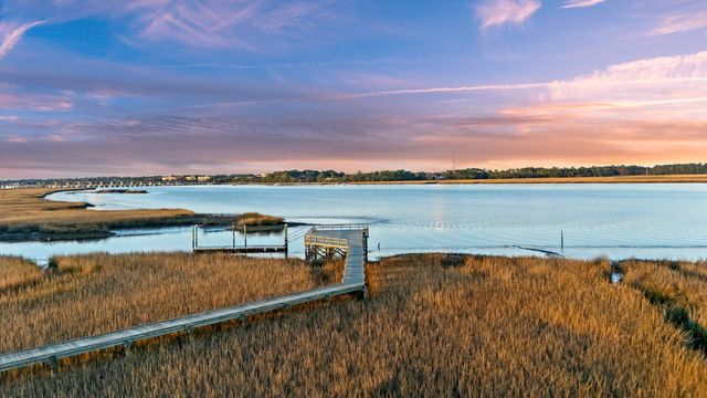 1011 Teracotta Drive, Charleston, SC 29407