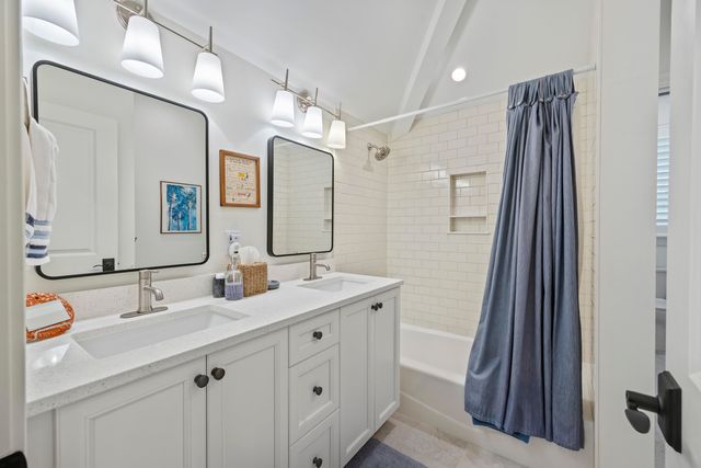 1011 Teracotta Drive, Charleston, SC 29407