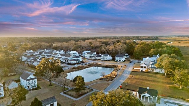 1011 Teracotta Drive, Charleston, SC 29407