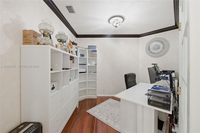4909 NW 115th Way, Coral Springs, FL 33076