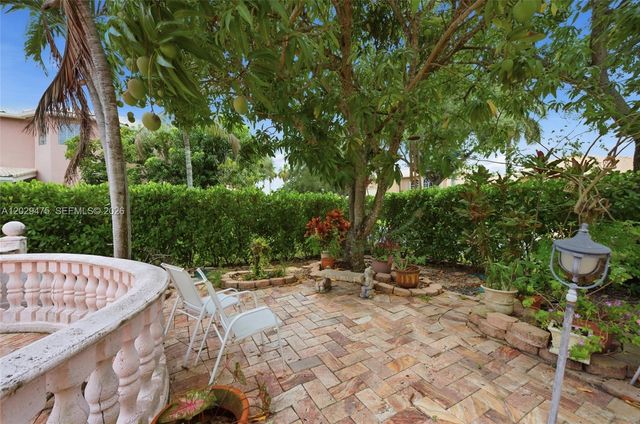 4909 NW 115th Way, Coral Springs, FL 33076