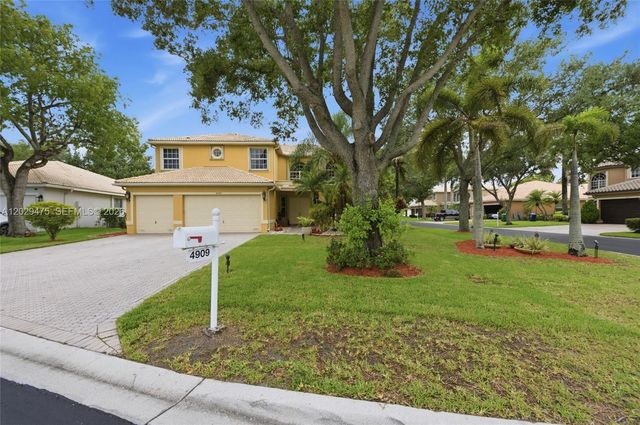 4909 NW 115th Way, Coral Springs, FL 33076