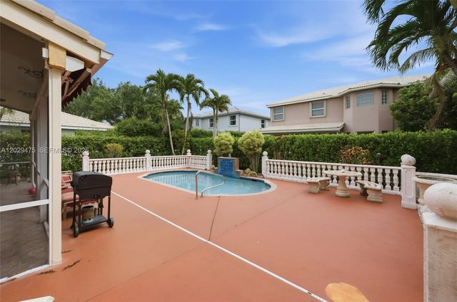 4909 NW 115th Way, Coral Springs, FL 33076